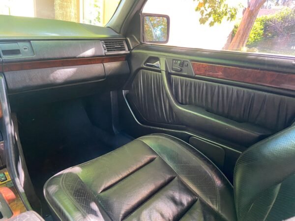 Mercedes Benz e300 24 - Imagen 7