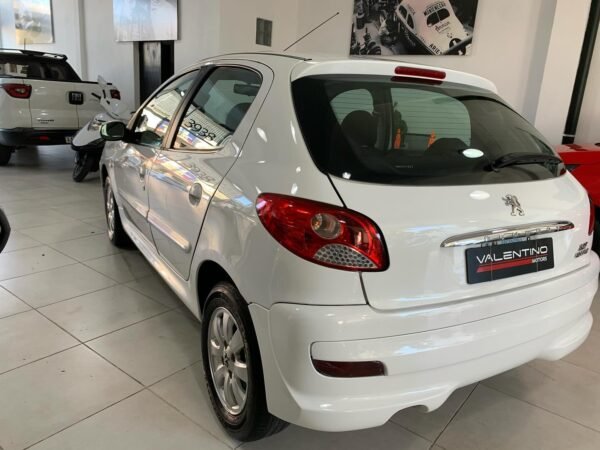PEUGEOT 207 COMPACT - Imagen 5