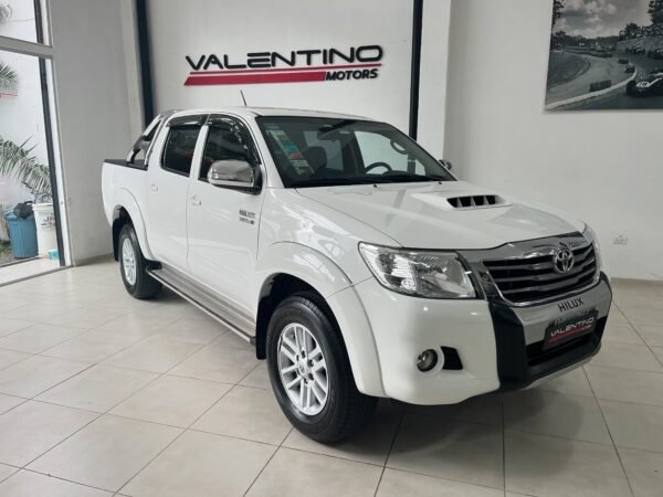 TOYOTA HILUX SRV 4x2 MT