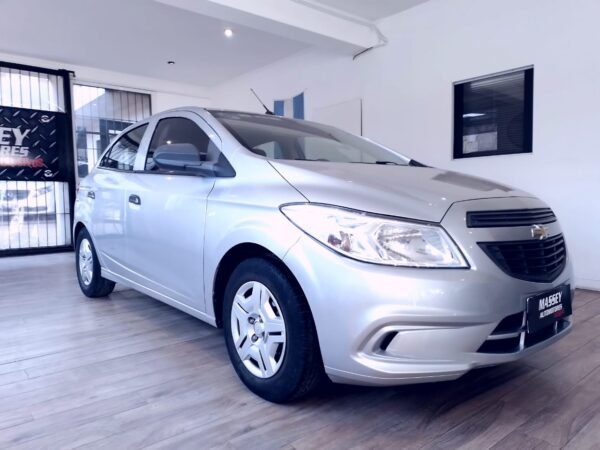 Chevrolet Onix Joy - Imagen 13