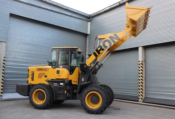 Cargador frontal IRON 932S