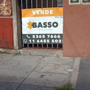 Casa tipo PH Concejal Luis Settino al 3500, Isidro Casanova.