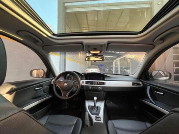 BMW 320 I - Imagen 8