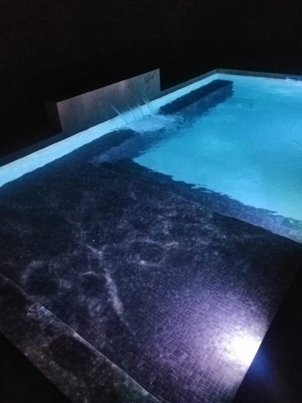 CONSTRUCCIÓN DE PISCINAS