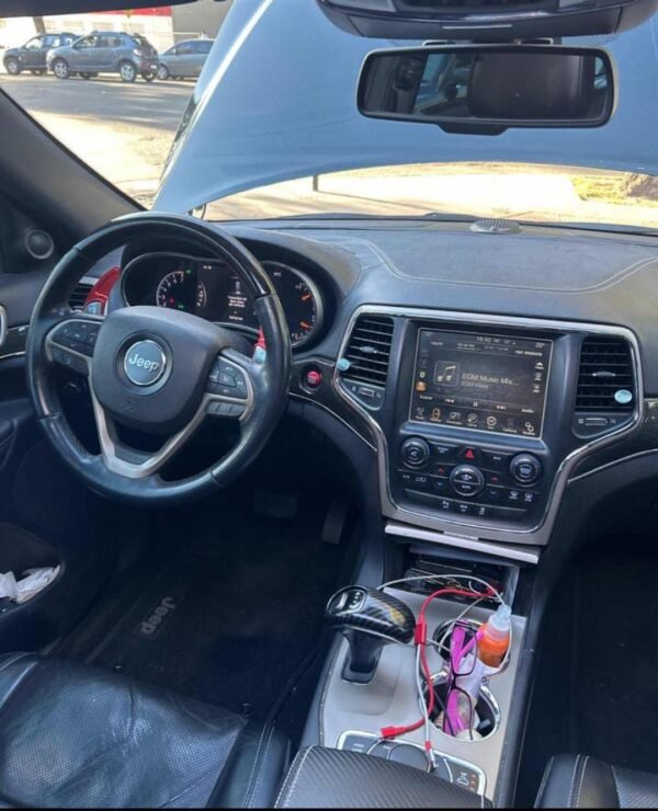 GRAND CHEROKEE OVERLAND - Imagen 5