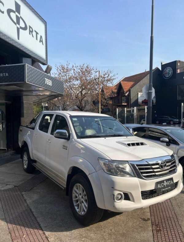 TOYOTA HILUX DC SRX - Imagen 2