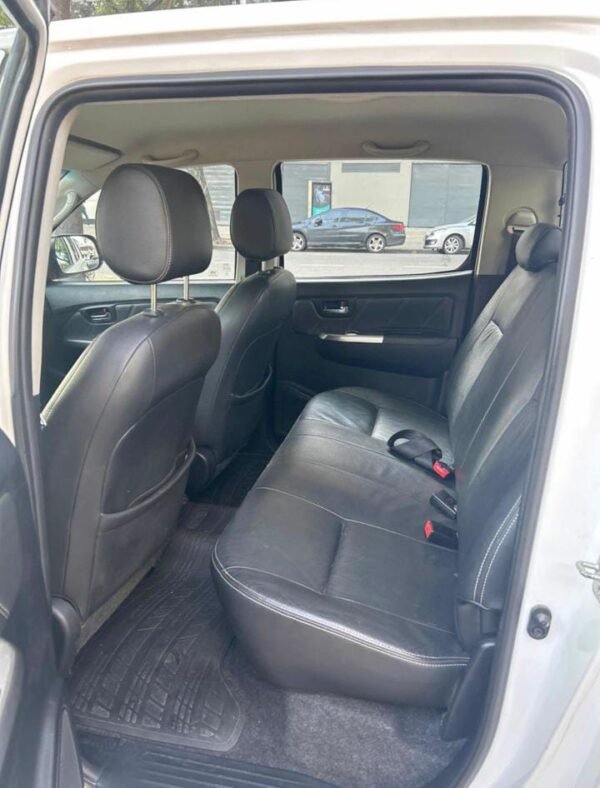 TOYOTA HILUX DC SRX - Imagen 5