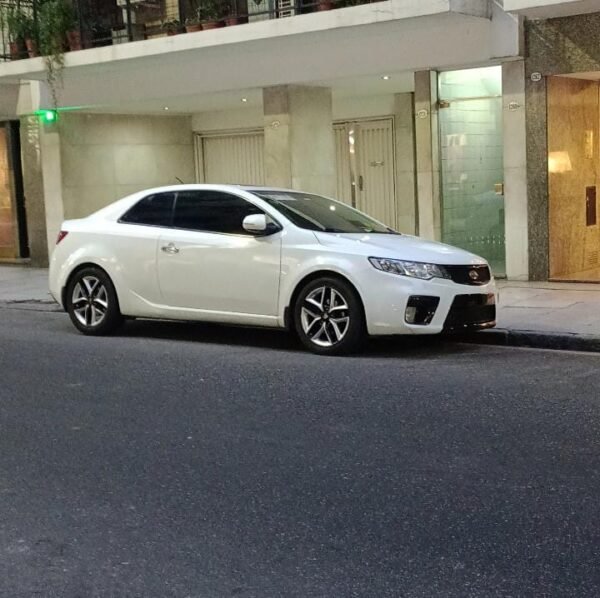 KIA CERATO KOUP - Imagen 3