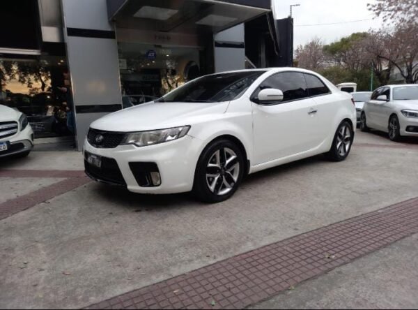 KIA CERATO KOUP - Imagen 2