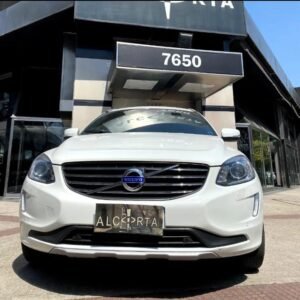 VOLVO XC60 MOMENTUM 2.0 T5 AWD