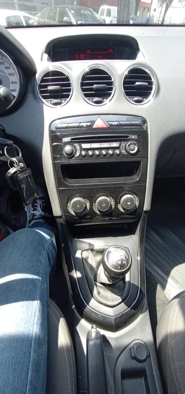 PEUGEOT 408 ACTIVE - Imagen 5