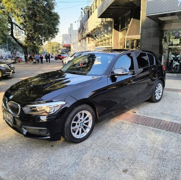 BMW 118