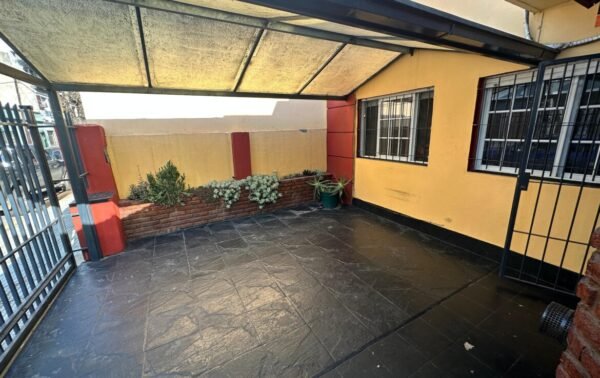 casa en 4 ambientes - vicente a de echevarria 5300 - Imagen 4
