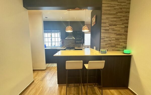 casa en 4 ambientes - vicente a de echevarria 5300 - Imagen 2