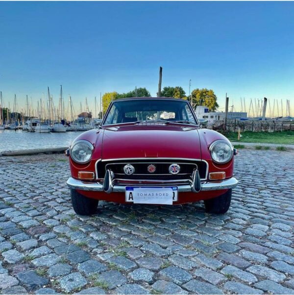 MG B GT 1969 - Imagen 4