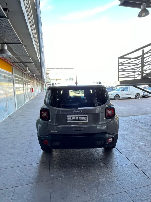 Jeep renegade sport - Imagen 4