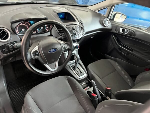 FORD FIESTA SE 1.6 AT - Imagen 9