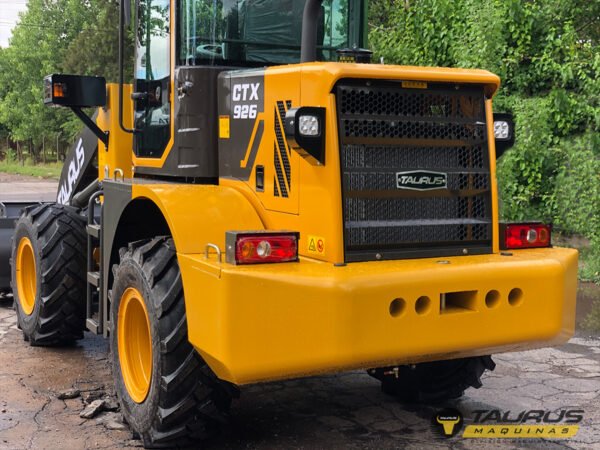 Pala Cargadora Taurus modelo: CTX926 Serie II - Capacidad 1,0 m³ - Imagen 4