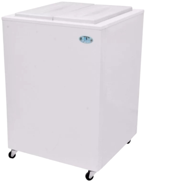 Gabinete exterior en chapa de acero prepintado color blanco e interior en chapa galvanizada.