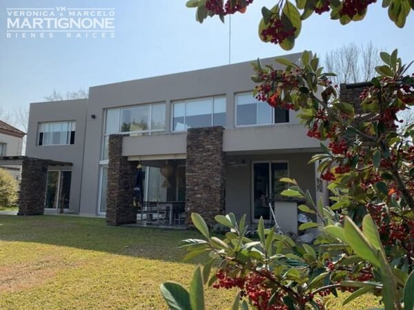 Casa En Venta En San Francisco Club De Campo Manzanares Pilar