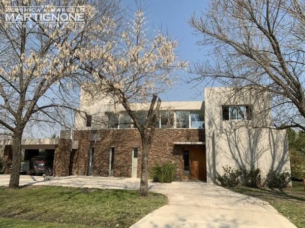Casa En Venta En San Francisco Club De Campo Manzanares Pilar - Imagen 2