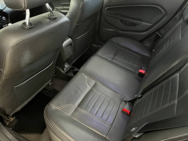 FORD FIESTA TITANIUM DESING 1.6 - Imagen 8