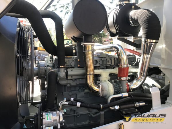 Pala Cargadora Taurus modelo Premium 958H - Capacidad 3m³ - Imagen 4