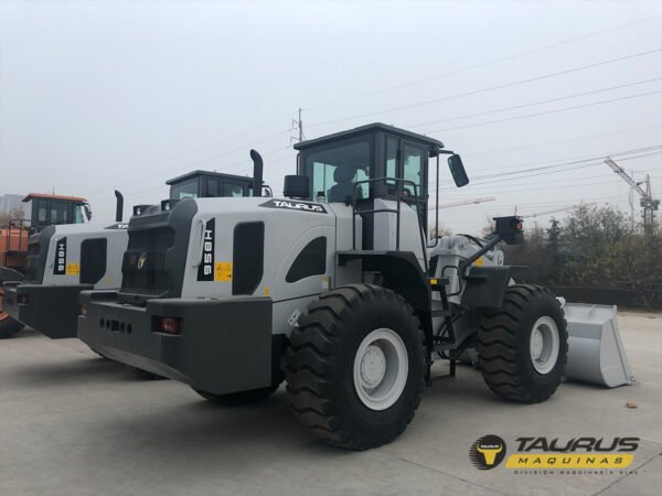Pala Cargadora Taurus modelo Premium 958H - Capacidad 3m³ - Imagen 5