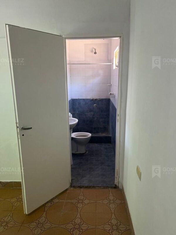 MARTIGNONE 100 - Casa Alquiler - Imagen 6