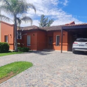 Casa en Venta en Barrio Cerrado La Candela