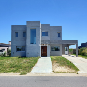Casa En San Sebastian – Area 8 – Pileta – Pilar – Escobar