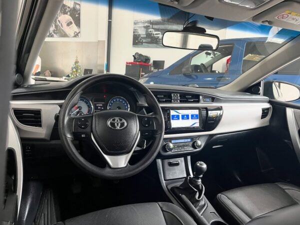 TOYOTA COROLLA XEI MT - Imagen 11