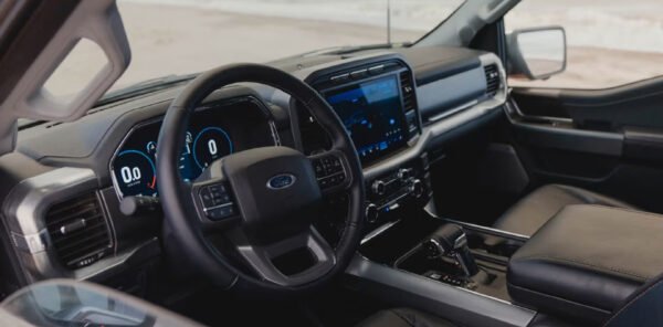 Ford F-150 Lariat Híbrida - Imagen 4
