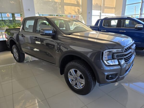 Ranger XLS 3.0 V6 250 CV 10 at