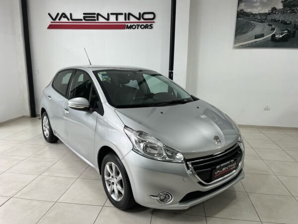 PEUGOET 208 ALLURE + NAV. 1.5