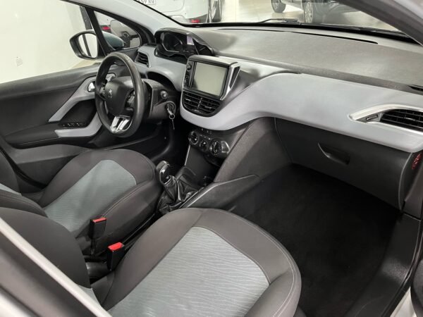 PEUGOET 208 ALLURE + NAV. 1.5 - Imagen 7