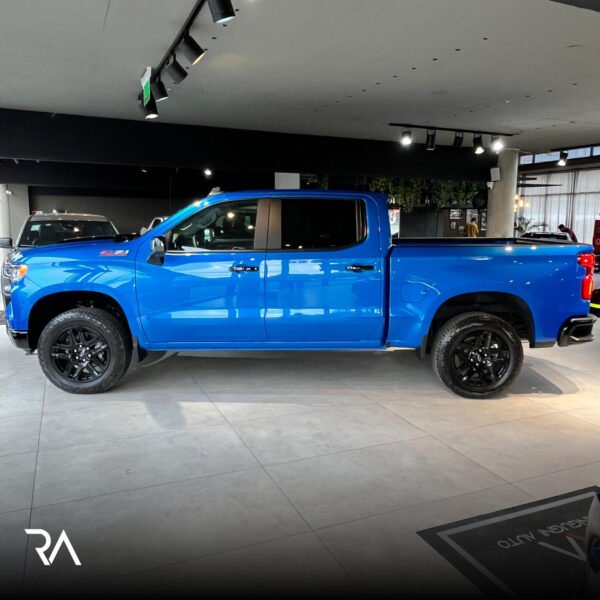 CHEVROLET SILVERADO 5.3 V8 Z71 TRAIL BOSS - Imagen 4