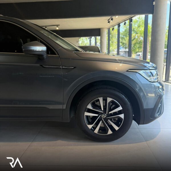 Volkswagen Tiguan Allspace 2.0 Tsi Life 4Motion Dsg - Imagen 9