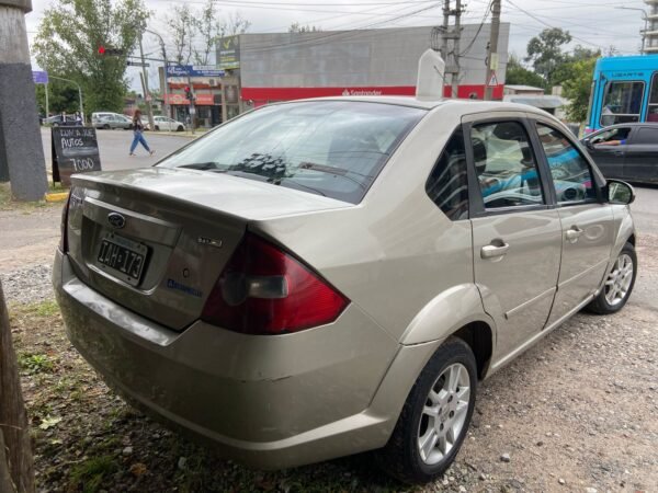 Ford fiesta Max 2009 - Imagen 3