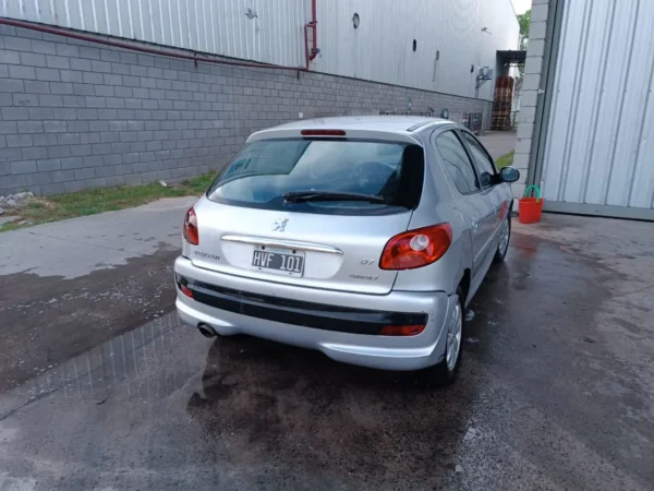 Peugeot 207 1.9 Sedan Xs - Imagen 5