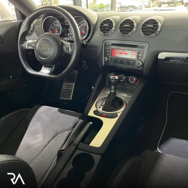 AUDI TT RS COUPE 2.5 TFSI STRONIC 340CV QUATTRO - Imagen 17