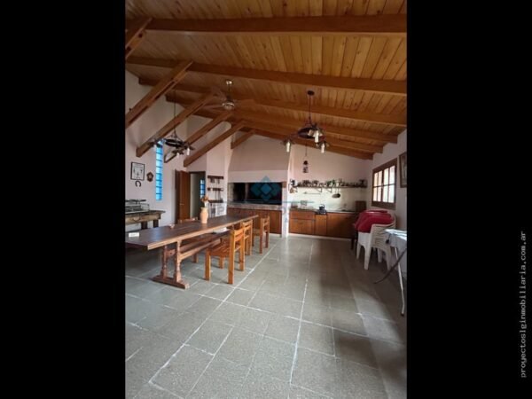 VENTA – CASA 3 DORMITORIOS + AMPLIO QUINCHO – JESÚS MARÍA - Imagen 9