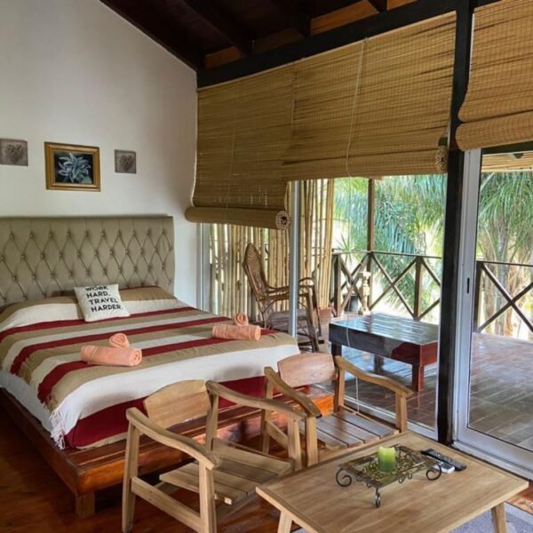 Venta de Hotel Exclusivo en el Corazón del Delta del Paraná – ¡Una Inversión Única en San Fernando! - Imagen 8