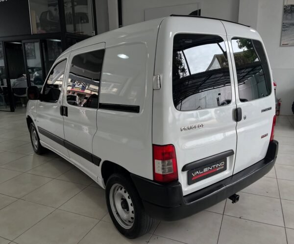 PEUGEOT PARTNER CONFORT 5 AS. HDI - Imagen 4