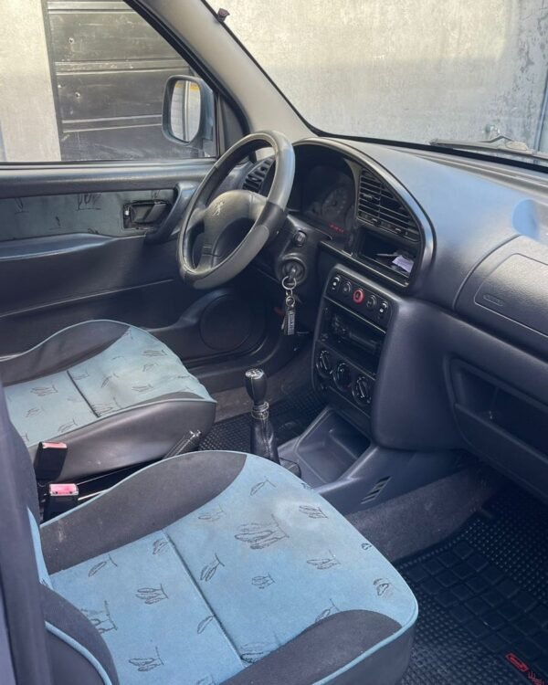 Peugeot Partner Patagónica 1.9 Diesel – 2008 - Imagen 7