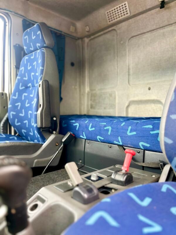 Camión Iveco Cursor 330 año 2013 - Imagen 10