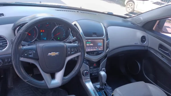 Chevrolet Cruze 2.0 Vcdi Sedan Ltz At 163cv - Imagen 8