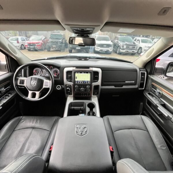 RAM 1500 5.7 LARAMIE NIGTH EDITION - Imagen 16