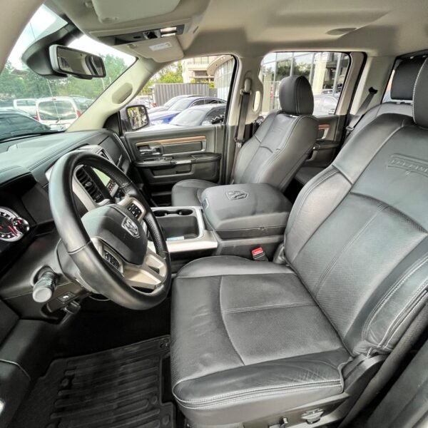 RAM 1500 5.7 LARAMIE NIGTH EDITION - Imagen 15