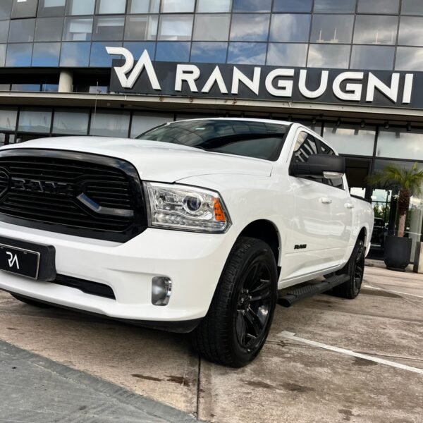 RAM 1500 5.7 LARAMIE NIGTH EDITION - Imagen 6
